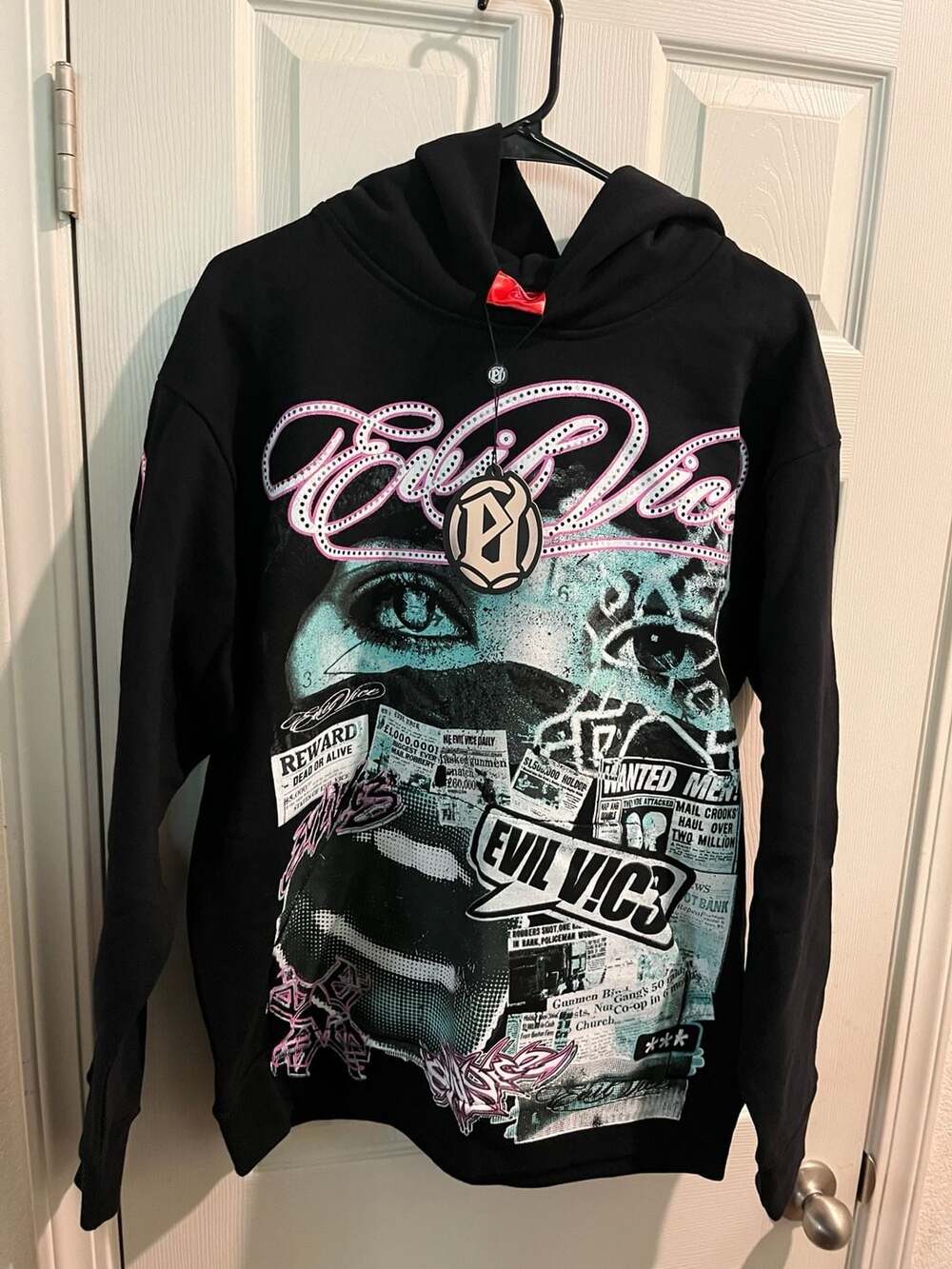 Evil Vice 'Wanted' Graphic Pullover Hoodie